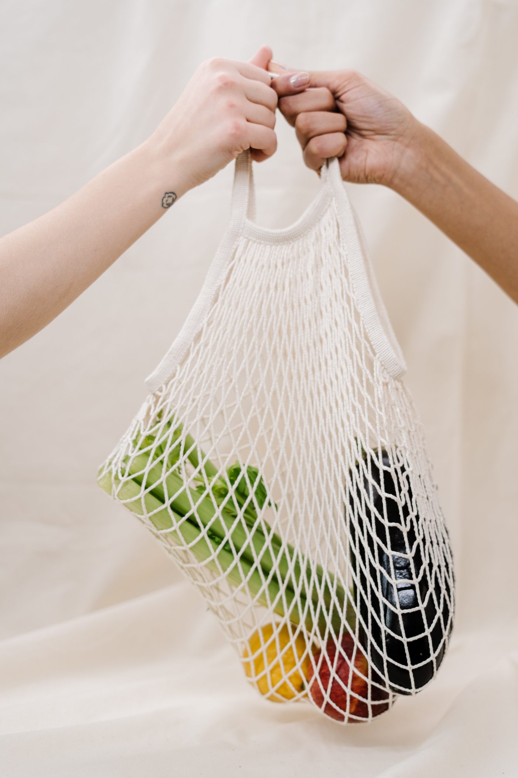 vegetables-inside-a-net-bag-3737611-scaled